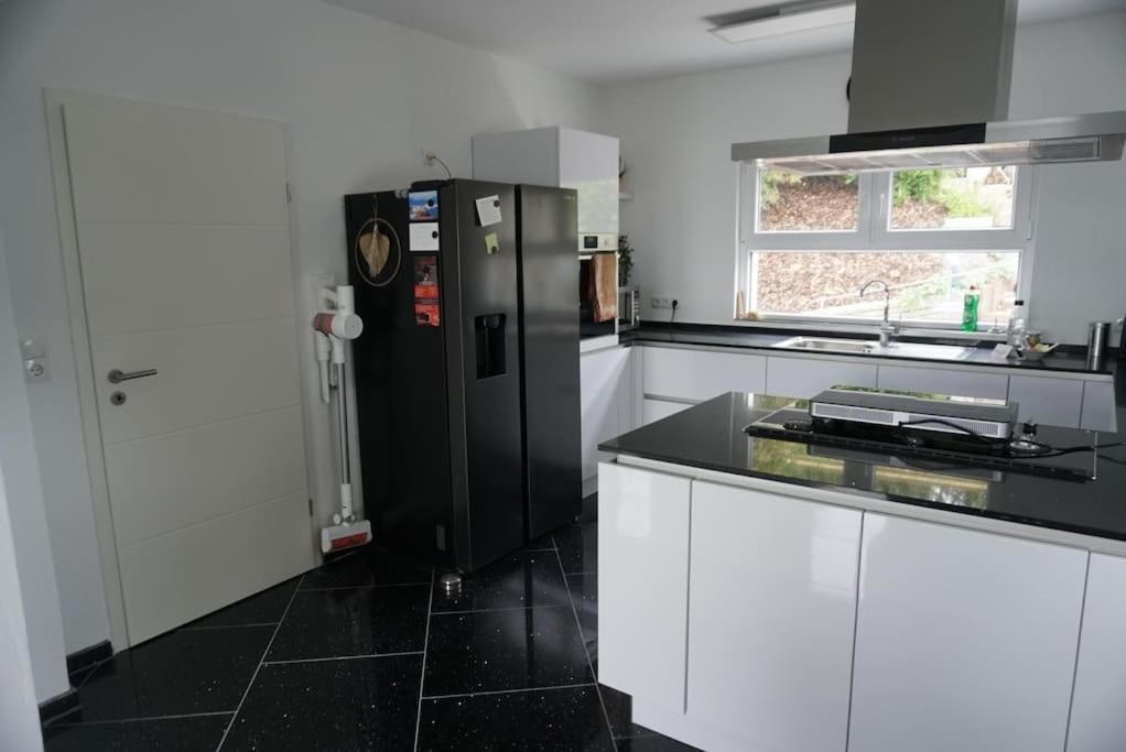 Ferienhaus Mit Schoener Aussicht Weitersburg Exteriör bild